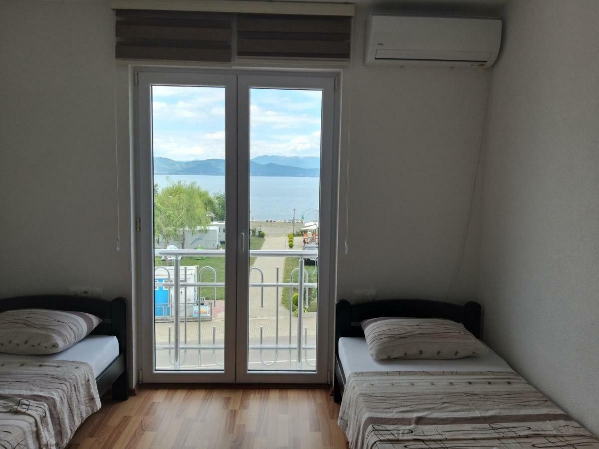 Sunrise Hotel & Camping Struga Quarto foto